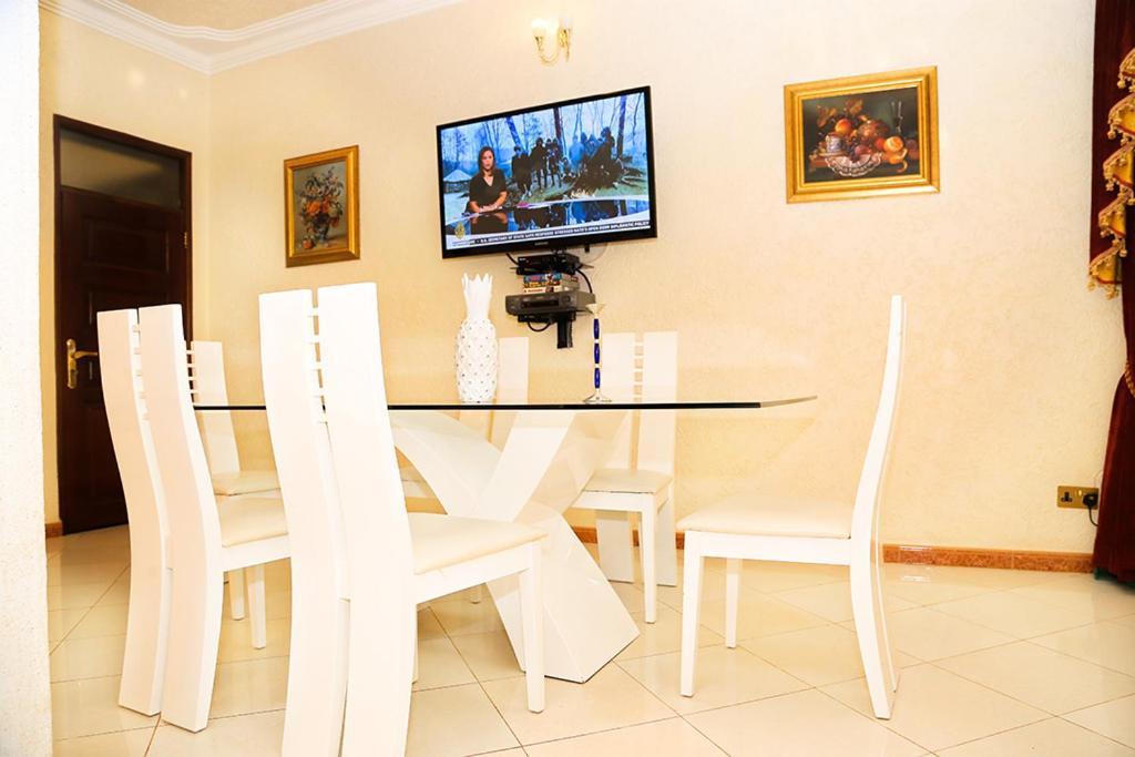 Willa Plot 4 Kavuma Close Kampala Zewnętrze zdjęcie