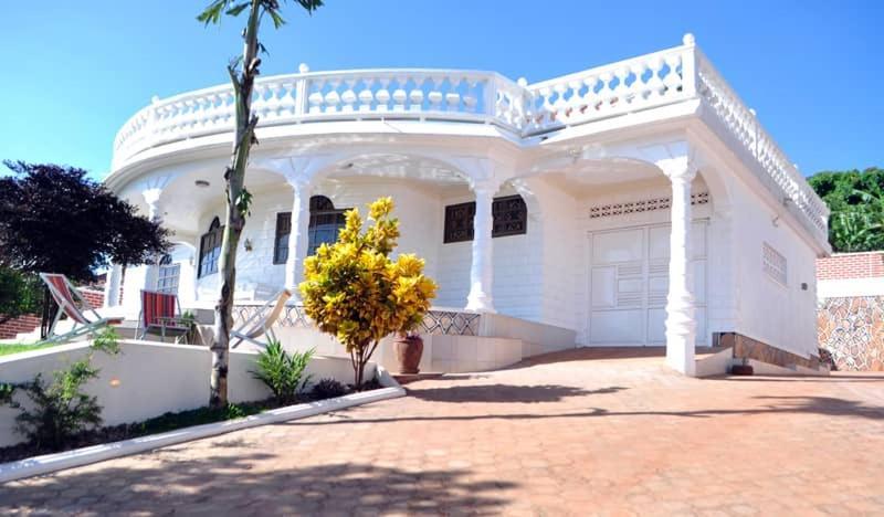 Willa Plot 4 Kavuma Close Kampala Zewnętrze zdjęcie