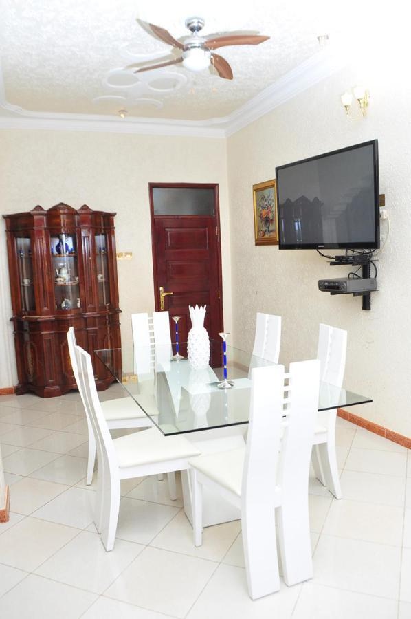 Willa Plot 4 Kavuma Close Kampala Zewnętrze zdjęcie