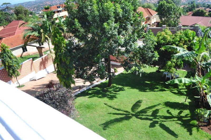 Willa Plot 4 Kavuma Close Kampala Zewnętrze zdjęcie